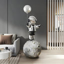Lunar Silver Astronaut Balloon Moonwalk 140 cm sculpture