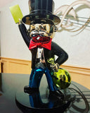 Monopol Billionaire sculpture, alternate view